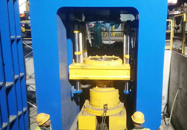 全自動粒子鋼熱壓塊設(shè)備使工業(yè)廢渣、礦業(yè)金屬廢渣資源再利用